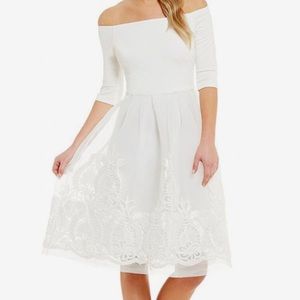 Gianni Bini Dana Embroidered dress